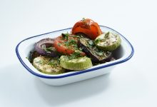 Photo of Сезонные овощи на решетке